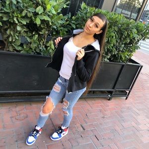 Meet your Posher, Angelina